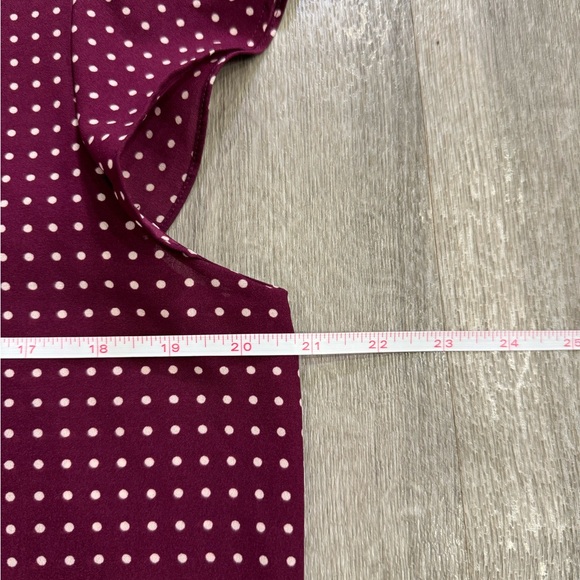 J. Crew Blouse Women Size 12 Purple Polka Dot V-Neck Flutter Cap Sleeve Shirt - Picture 6 of 9